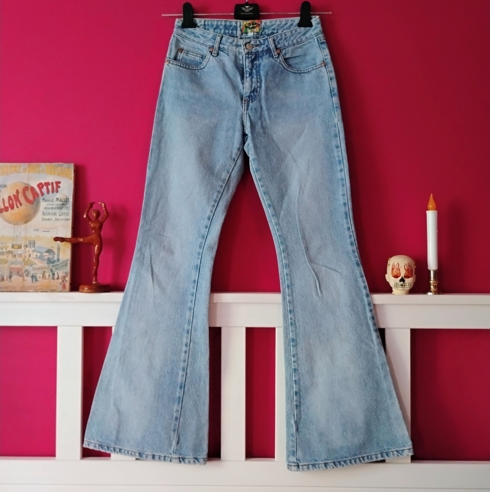 VINTAGE 'Paris Blues'' Flare Jeans From 1990's • Size 3 • MINT